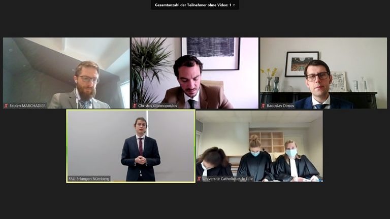 Toller Erfolg für das René Cassin-Team: Qualifikation fürs Halbfinale und Ehrung für den besten Schriftsatz